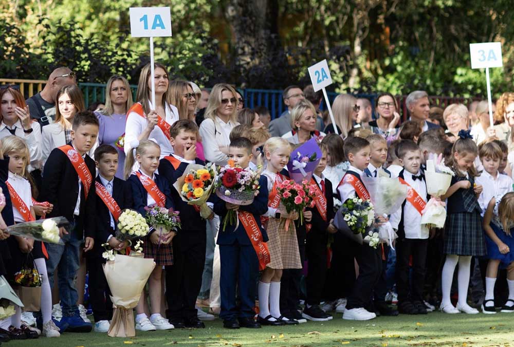 Первое сентября в школе «Феникс»